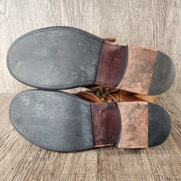 Frye Jenna Women's 6 B Brown Distressed Leather Studded Moto Short Buckle Boots - Picture 7 of 13